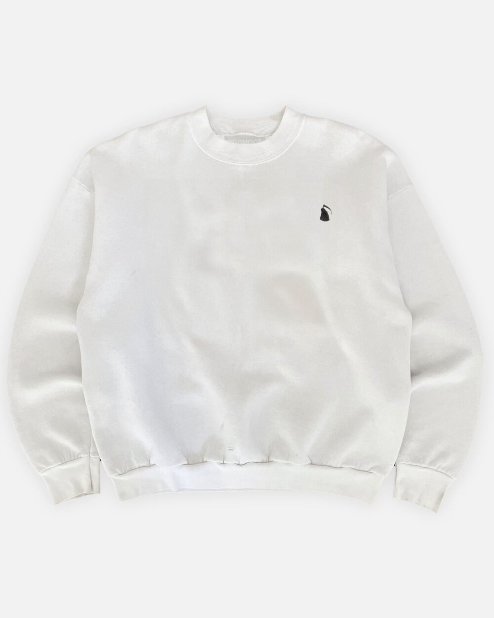 Свитер серый предметМонтажная область 2